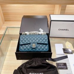 50%discount off blue chanel shoulder bag