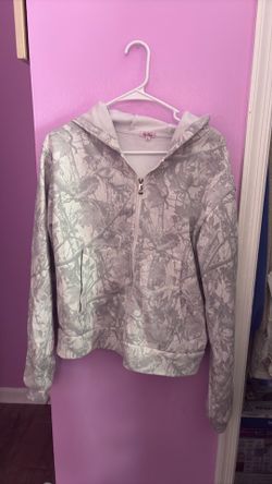 Camo hoodie jacket (L)