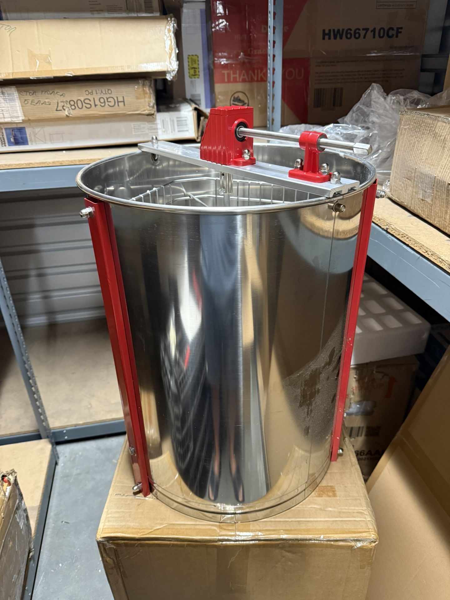 Brand new BEEXTM 4-frame manual honey extractor,NEW