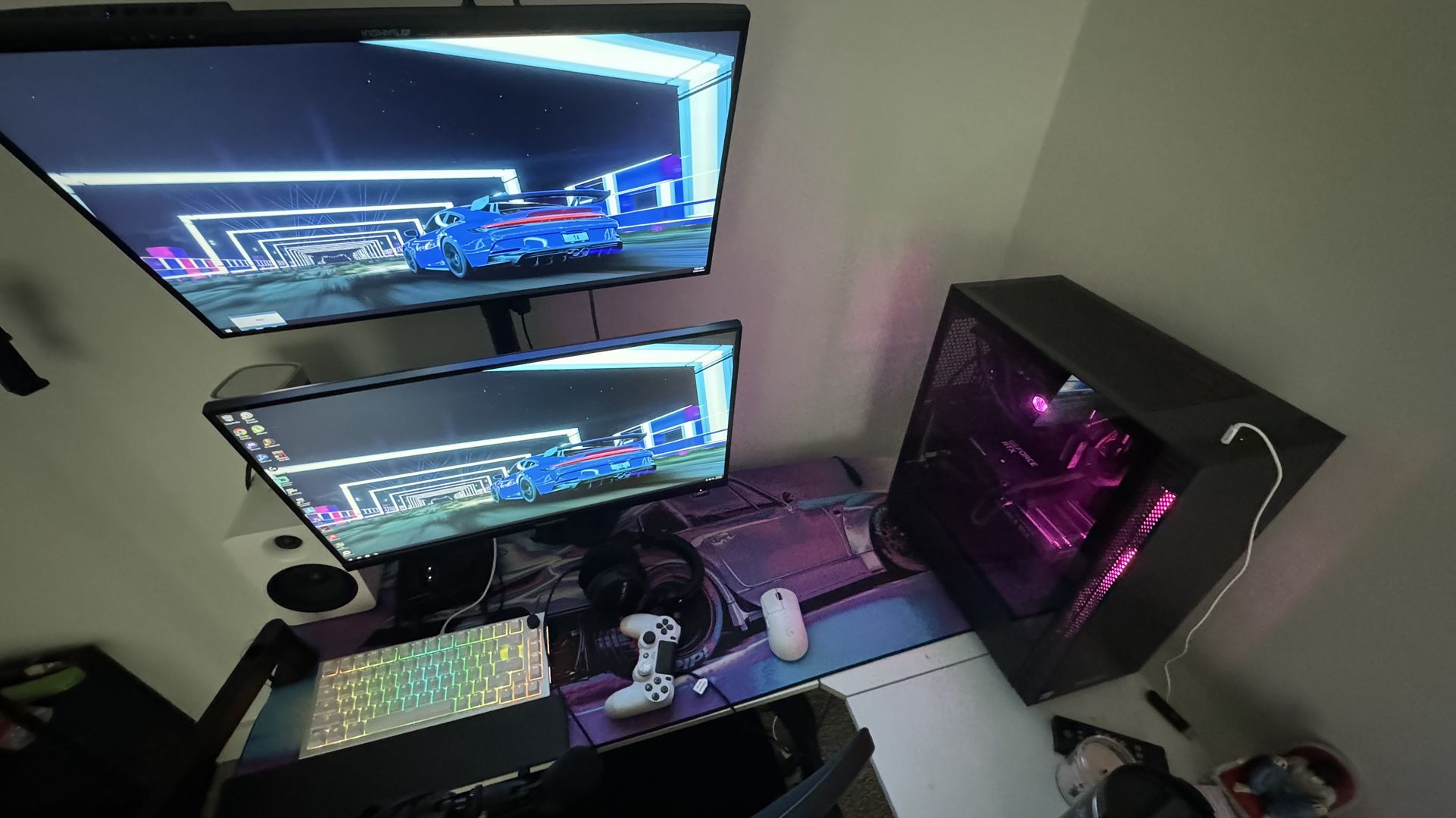 Entire Gaming / Streaming PC Setup
