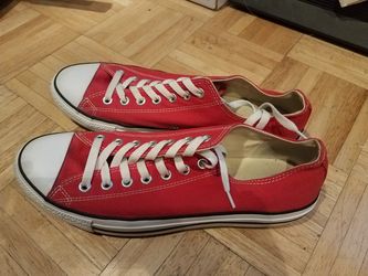 Converse Chuck Taylors Red Size 11 Mens / 13 Womens