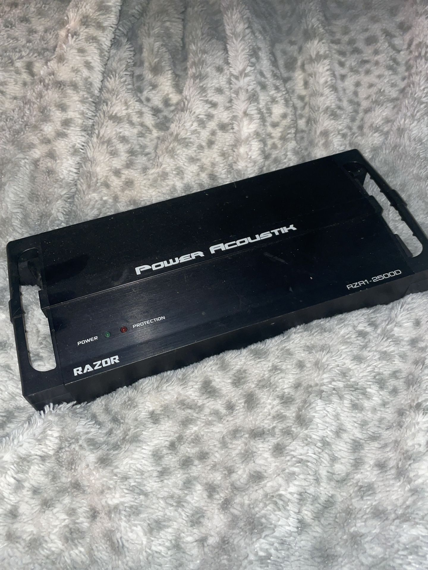 Power Acoustik RZR1-2500D Amplifier