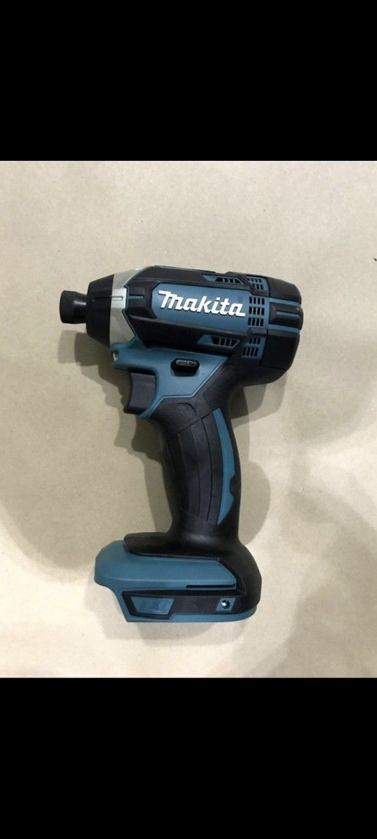 Makita 18-Volt Impact ( Only Tool NEW)