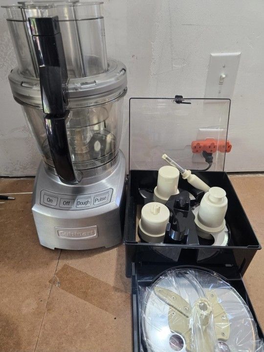 Cuisinart Food Processor Bundle