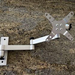 TV/Monitor Wall Mounting 