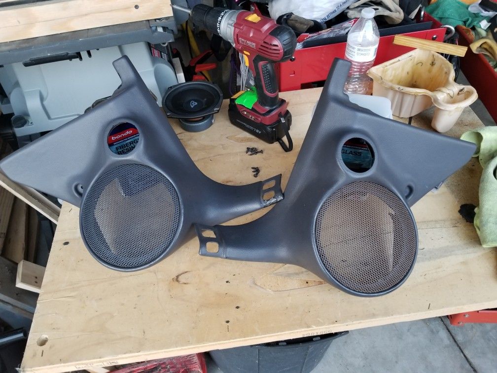 Q Logic Q Forms Kick Panel Speaker Enclosures for Toyota / Tacoma / 4Runner