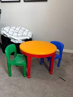 Kids table with hidden Lego table