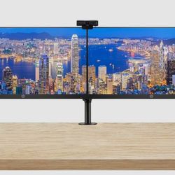 2 HP Monitors 