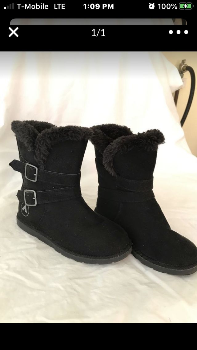 Girls boots size 13