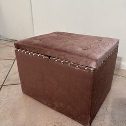 Ottoman with storage 