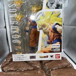 Custom SH Figuarts Super Saiyan 3 Goku (Light Shading) + Diorama