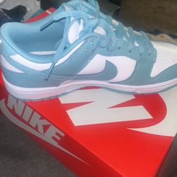 Nike Dunk Low Retro 