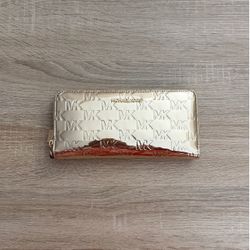 Michael Kors Pale Gold Jet Set Wristlet Wallet NWT MSRP $258
