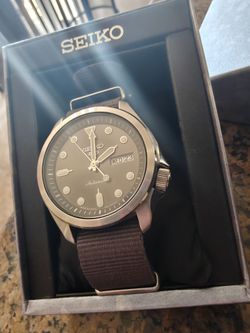 Seiko 5 Sports "DressKX" SRPE61 / SRPE61J1 watch