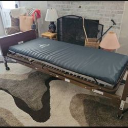 Medical Hospital bed electric And adjustable

