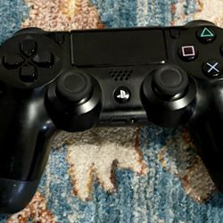 Sony PlayStation 4 PS4 Black DualShock Controller - 4CUH-ZCT1U