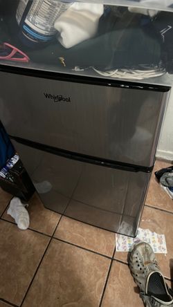 Small refrigerator