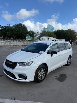 2026 Chrysler Pacifica