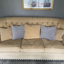Drexel heritage High Back Couch- $300