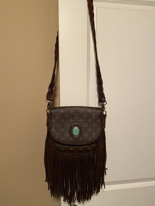 Louis Vuitton Handbags for sale in Seattle, Washington, Facebook  Marketplace