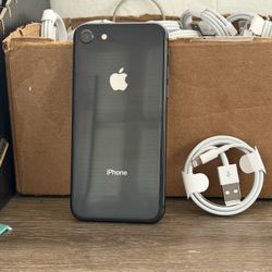 Apple iPhone 8 64Gb Unlocked space gray 