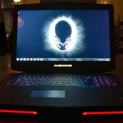 Alienware 17 PC Gaming Laptop Desktop