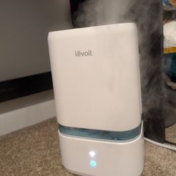 Levoit 4L  Smart Ultrasonic Humidifier Wifi Controlled Automatic Original Price$ 78