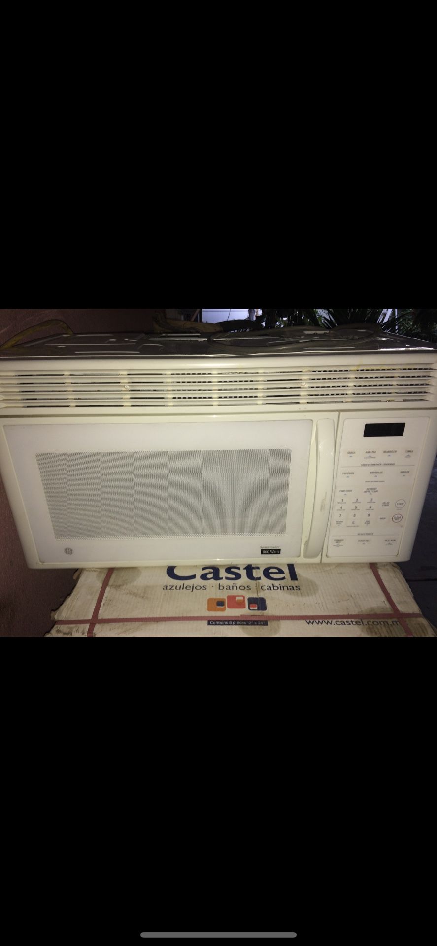 GE microwave with built in exhaust fan