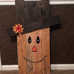 Reversible scarecrow/snowman