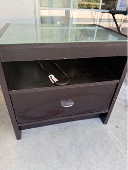 Free nightstand