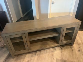 Media cabinet