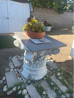 Garden pedestal
