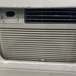 Whirlpool Room Air Conditioner 