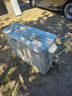 $500 OBO Nice air conditioner works great im moving