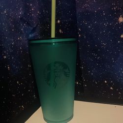 Grande Starbucks Cup