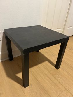 Bed side table