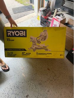 RYOBI Saw
