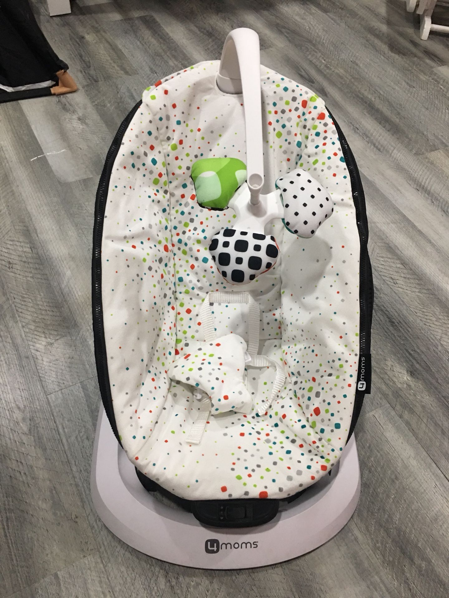 4moms baby rocker