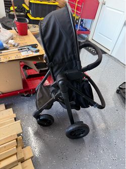 Evenflo pivot stroller