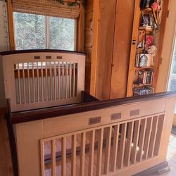 Natart Hardwood Dresser And Full Size Bed/ Daybed/Crib, Convertible