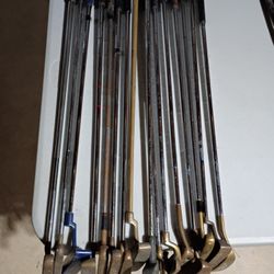 Used Vintage Putters: Acushnet etc.
