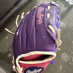 girls softball glove