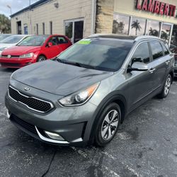 2017KIA NIRO $1495 Down 