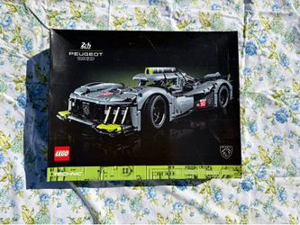 LEGO PEUGEOT 9X8 24H Le Mans Hybrid Hypercar Technic 42156