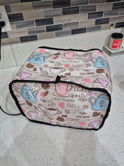 Like New 4 Slices Toaster Cover
