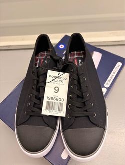 Ben Sherman black low-top canvas sneakers