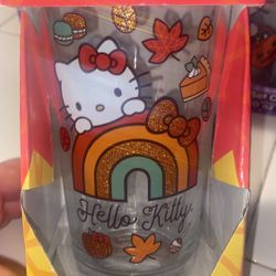 Hello Kitty Fall Glass