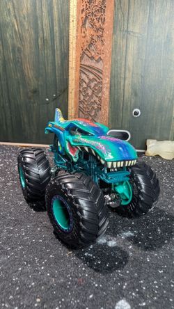 Hot Wheels Monster Trucks mega wrex