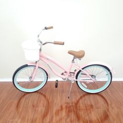 Like New 20" Aceger Bike With White Basket