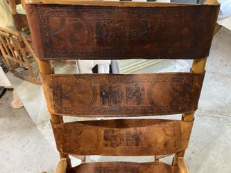 Antique chair (costa rica)